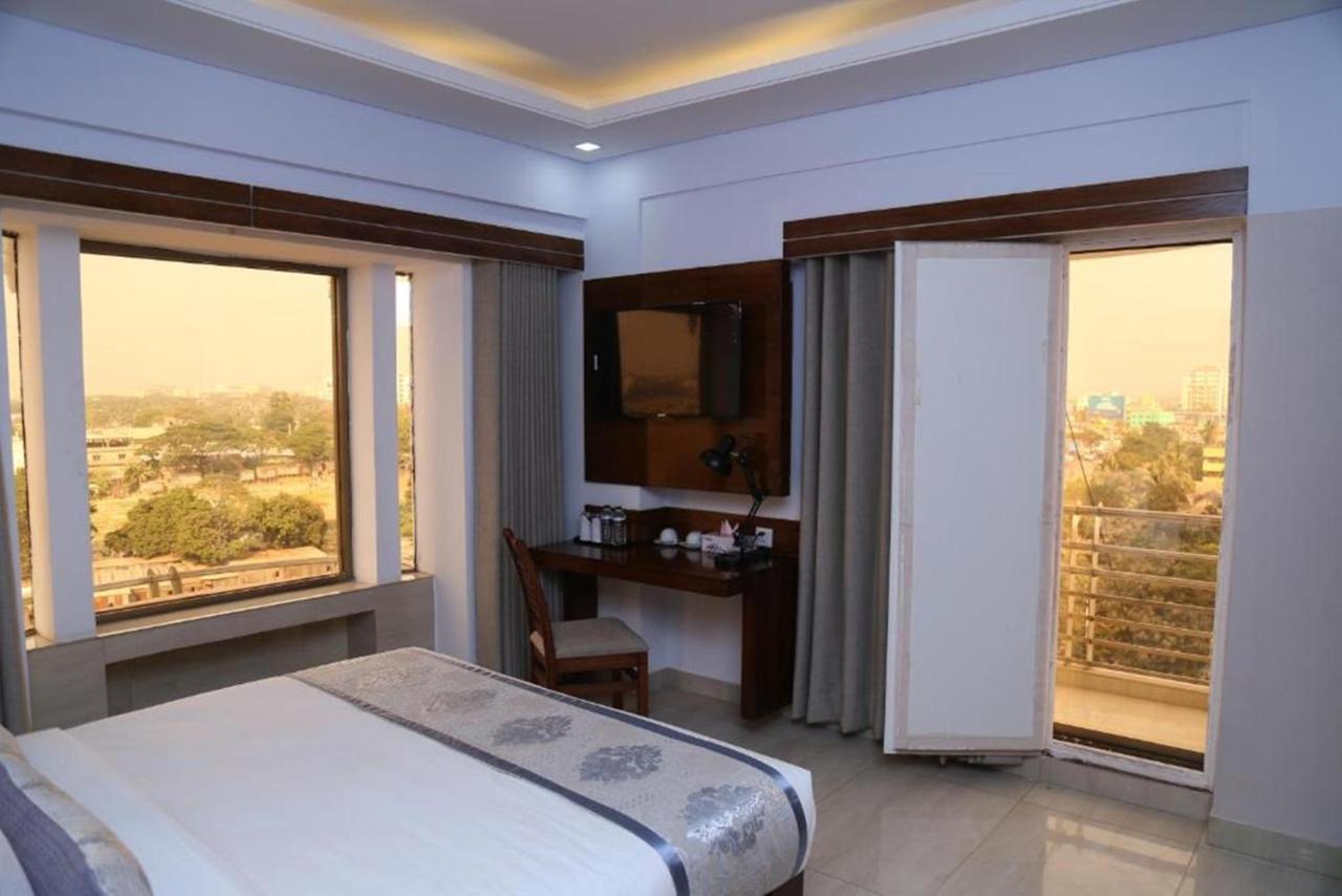 White Palace Hotel Dhaka Exterior photo