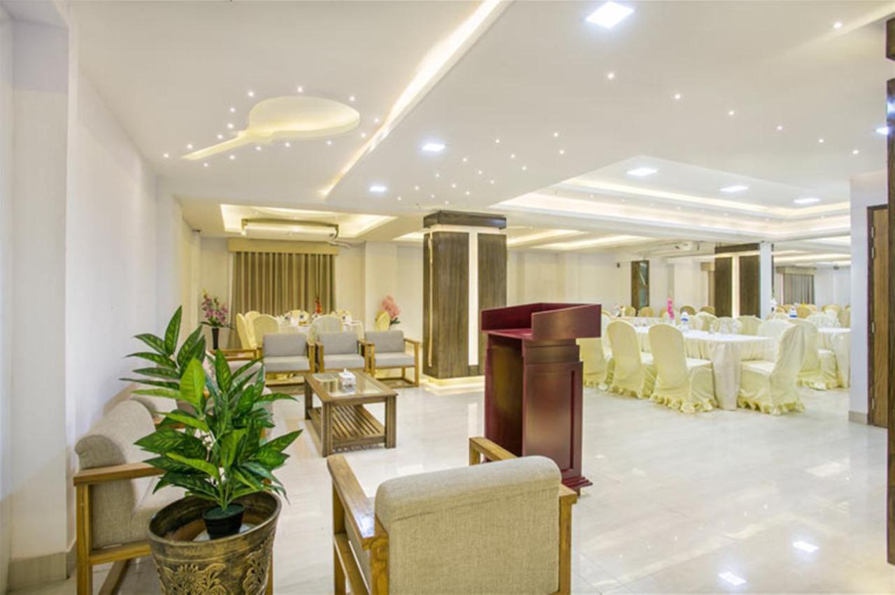 White Palace Hotel Dhaka Exterior photo