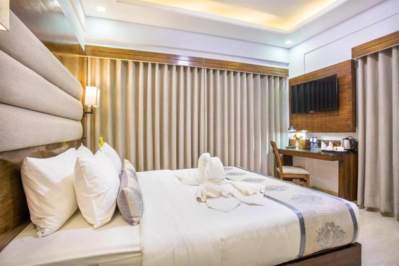 White Palace Hotel Dhaka Exterior photo